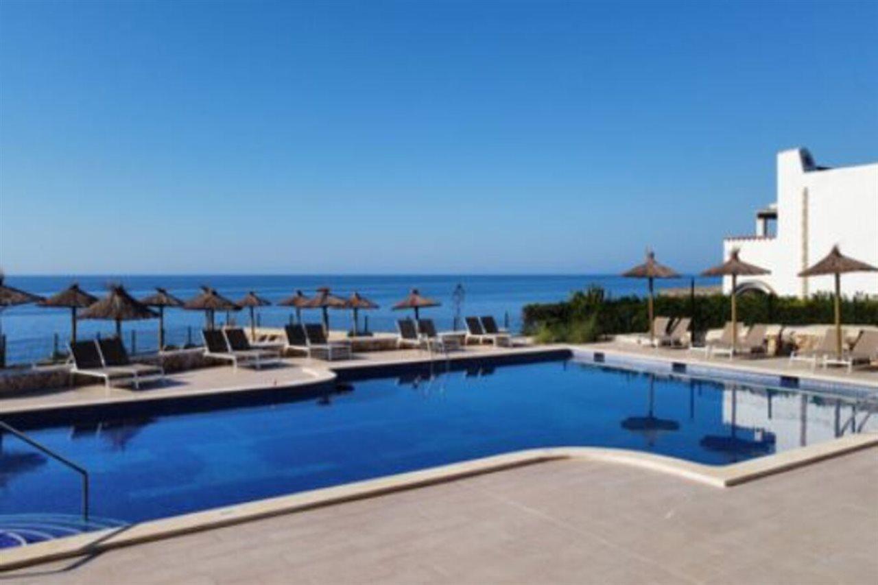 Alua Suites Las Rocas Cala D´Or Екстериор снимка