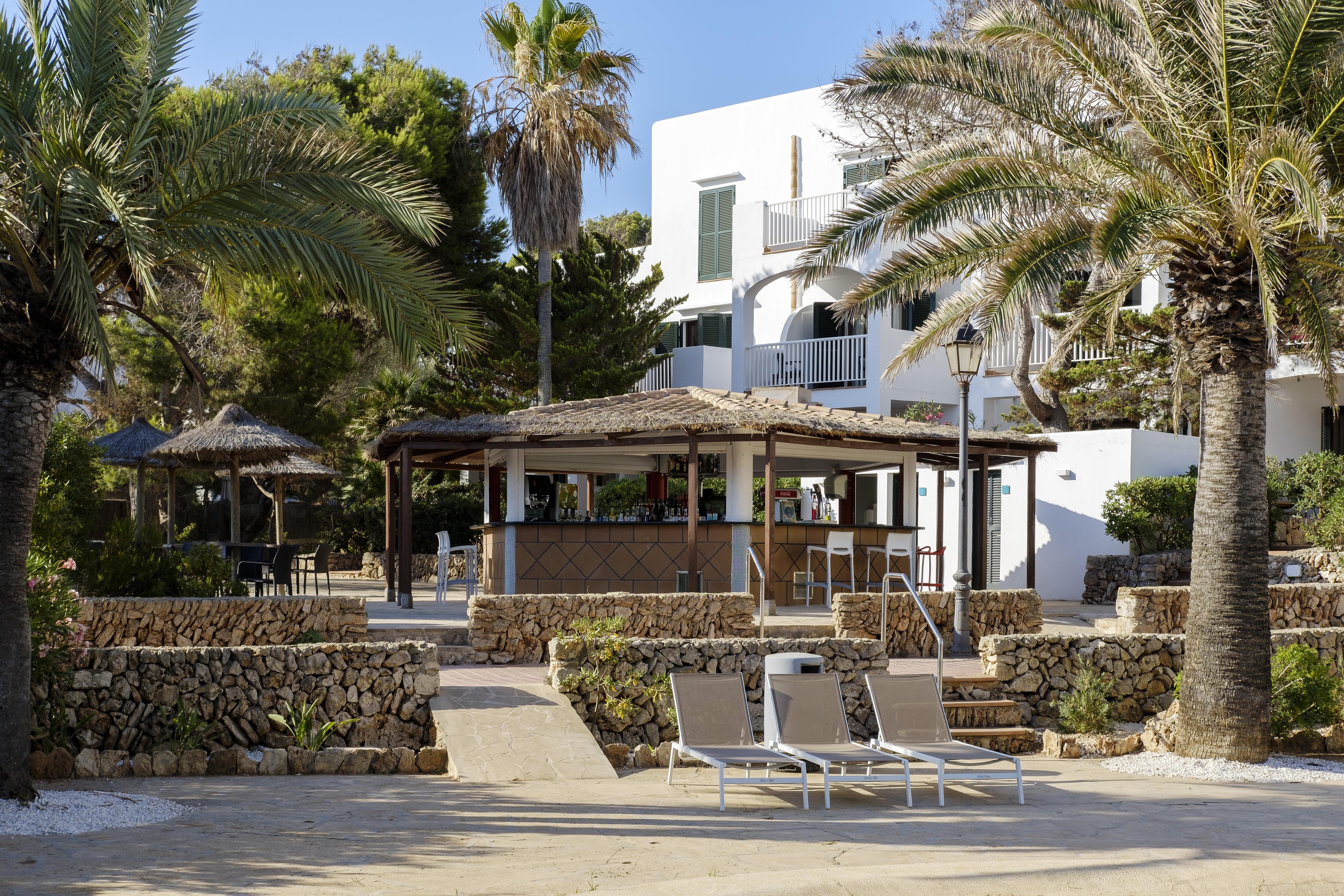 Alua Suites Las Rocas Cala D´Or Екстериор снимка